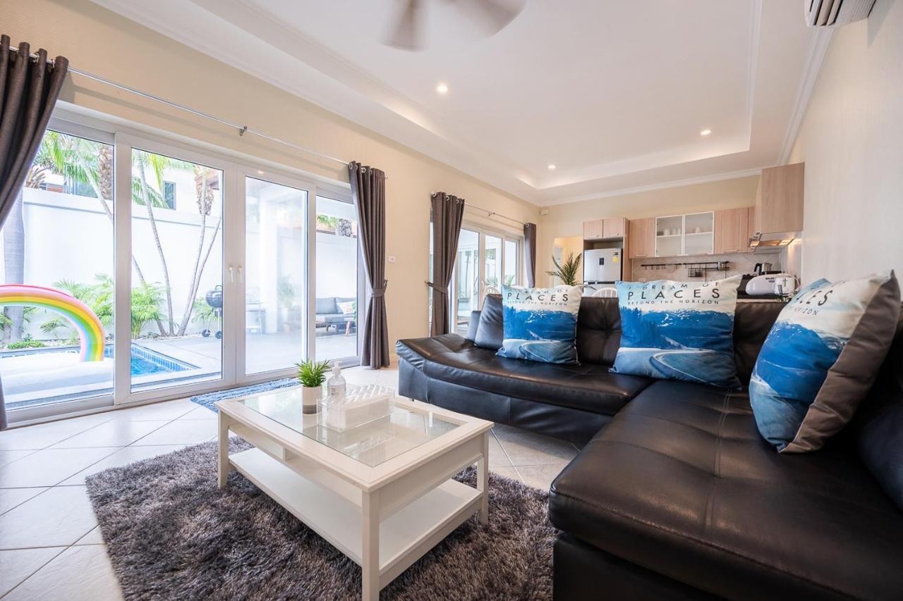 Majestic Residence Pool Villas 2 Bedrooms Private Beach Pattaya Esterno foto