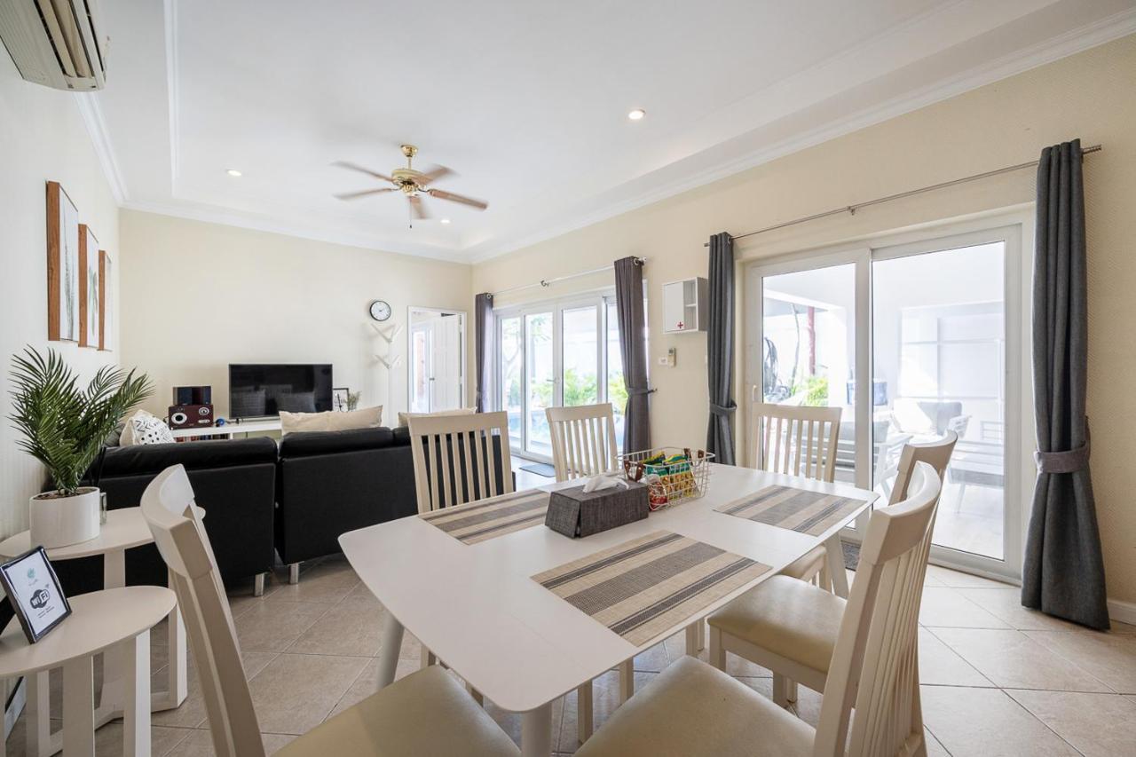 Majestic Residence Pool Villas 2 Bedrooms Private Beach Pattaya Esterno foto